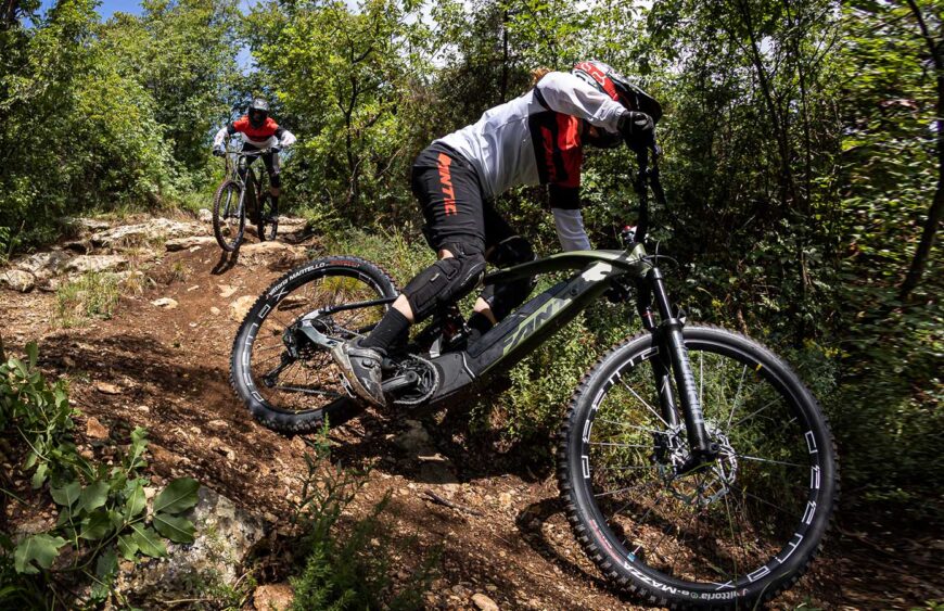 b53e1e1951e24a7cb1da22712d19411e